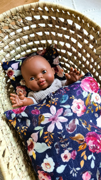 Set Puppenbett mit Bettwäsche